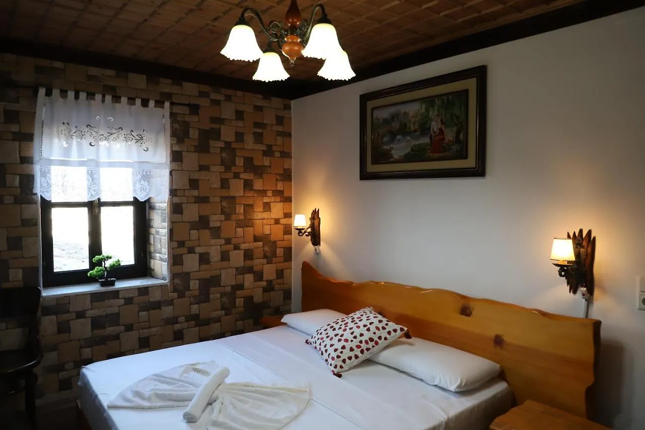 Vila Darla Berat 0*,  Albanië