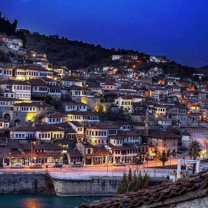 Vila Darla Berat Bed & Breakfast