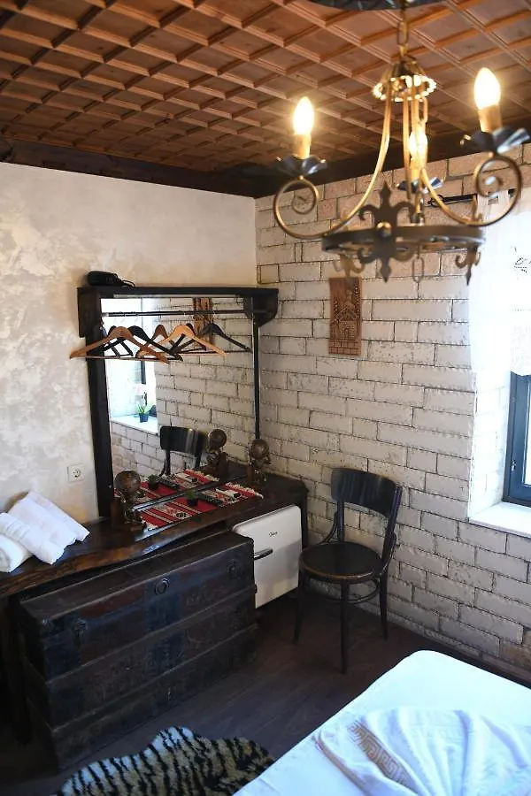 Vila Darla Berat Bed & Breakfast